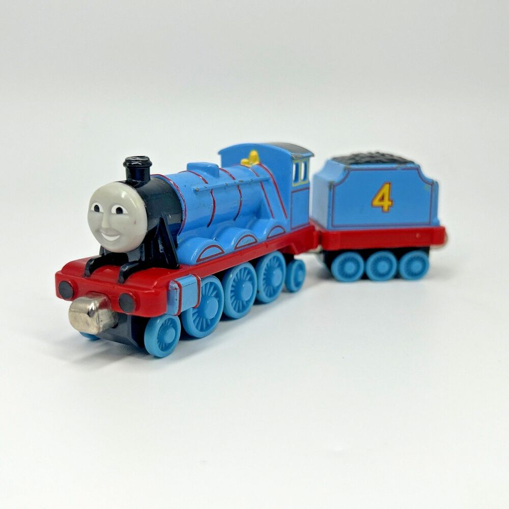 Thomas & Friends Diecast Take N Play Along Train Tank - Gordon w Tender 2002